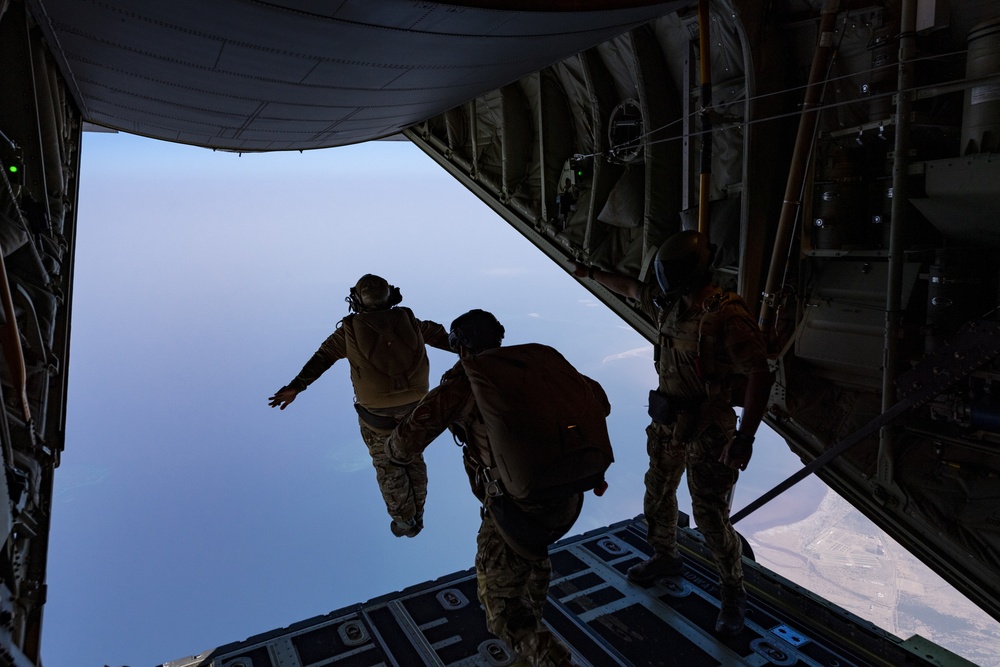 82nd Expeditionary Rescue Squadron performs HALO jump