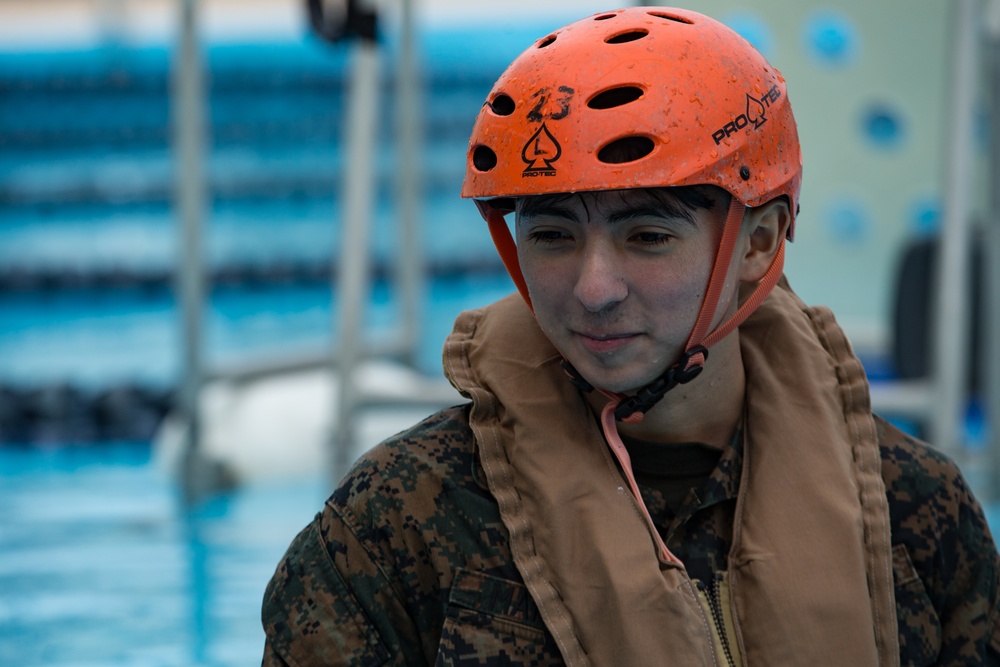 31st MEU conducts underwater egress training
