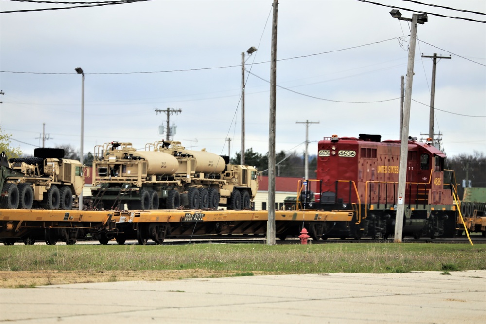 Fort McCoy LRC rail team moves equipment bound for deployment