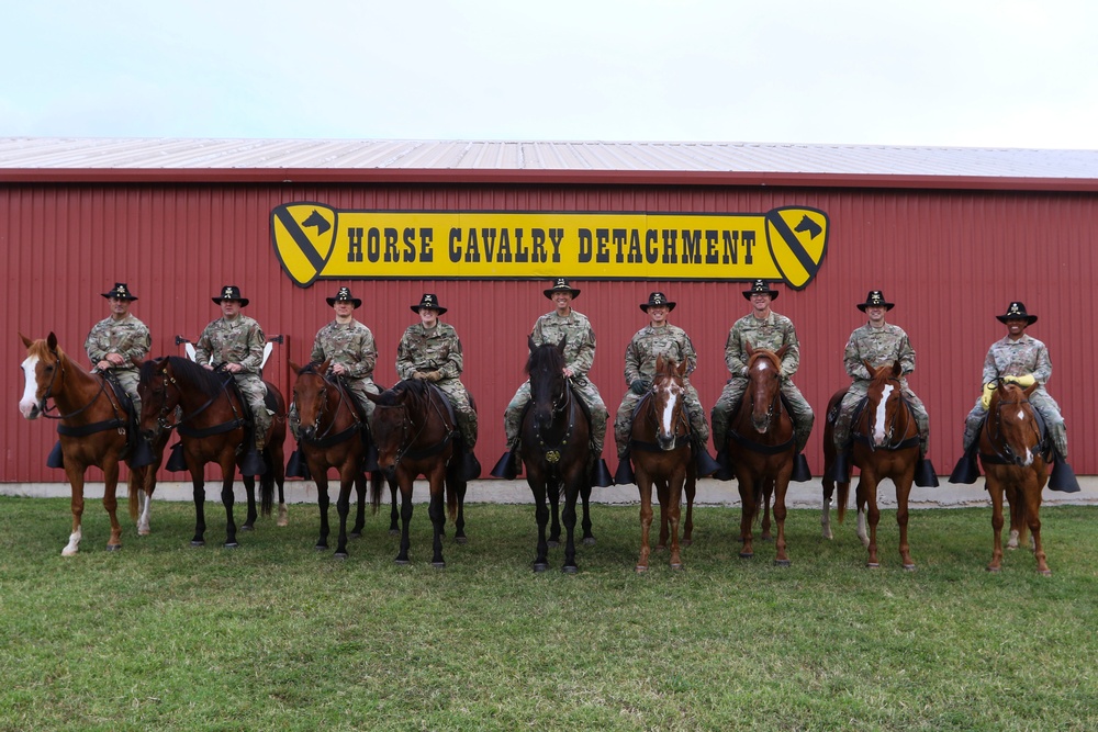 1st Cavalry Division command teams ride at the Horse Cavalry Detachment 26 May 2020