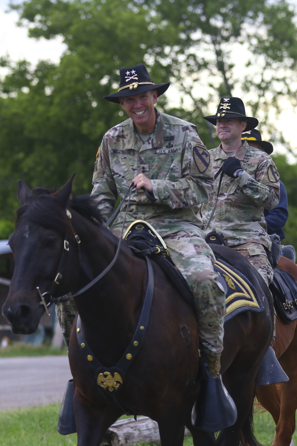 1st Cavalry Division command teams ride at the Horse Cavalry Detachment 26 May 2020