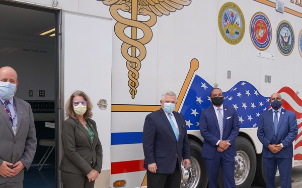 FEMA Visits VA Mobile ICU Unit in Response to COVID-19