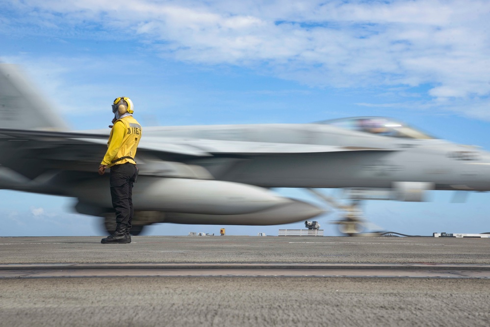 USS Ronald Reagan (CVN 76) Flight Operations