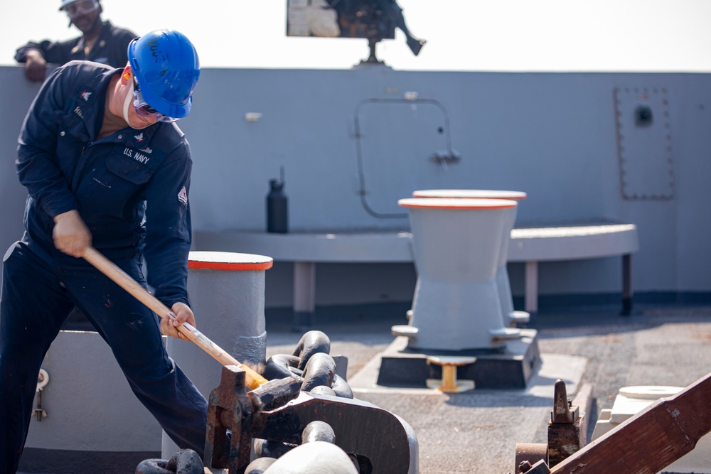 Sailors take part in an anchoring evolution