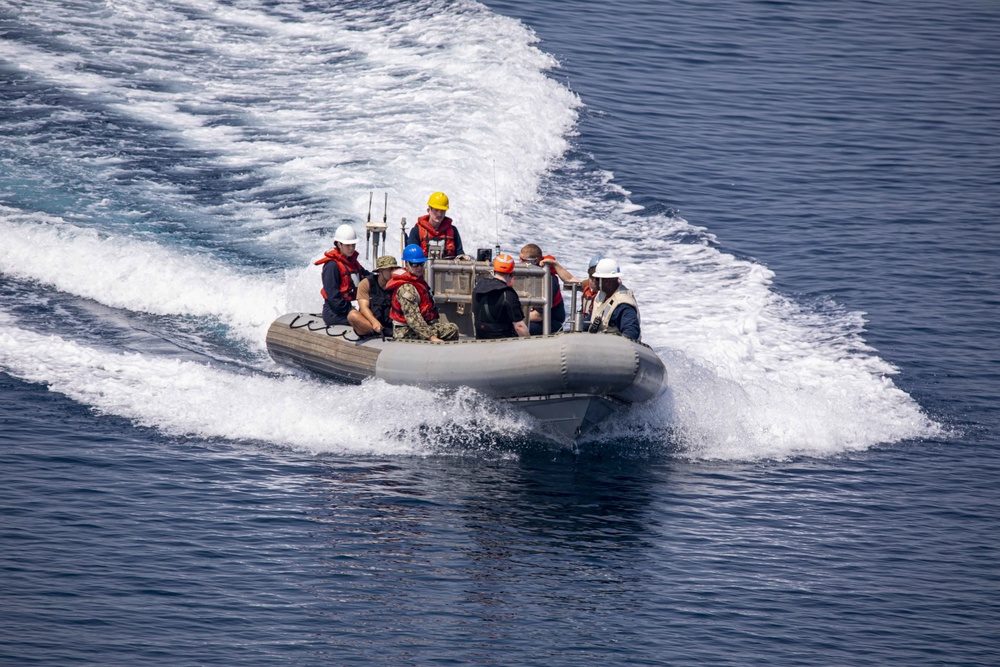 USS New York takes part in small boat operations