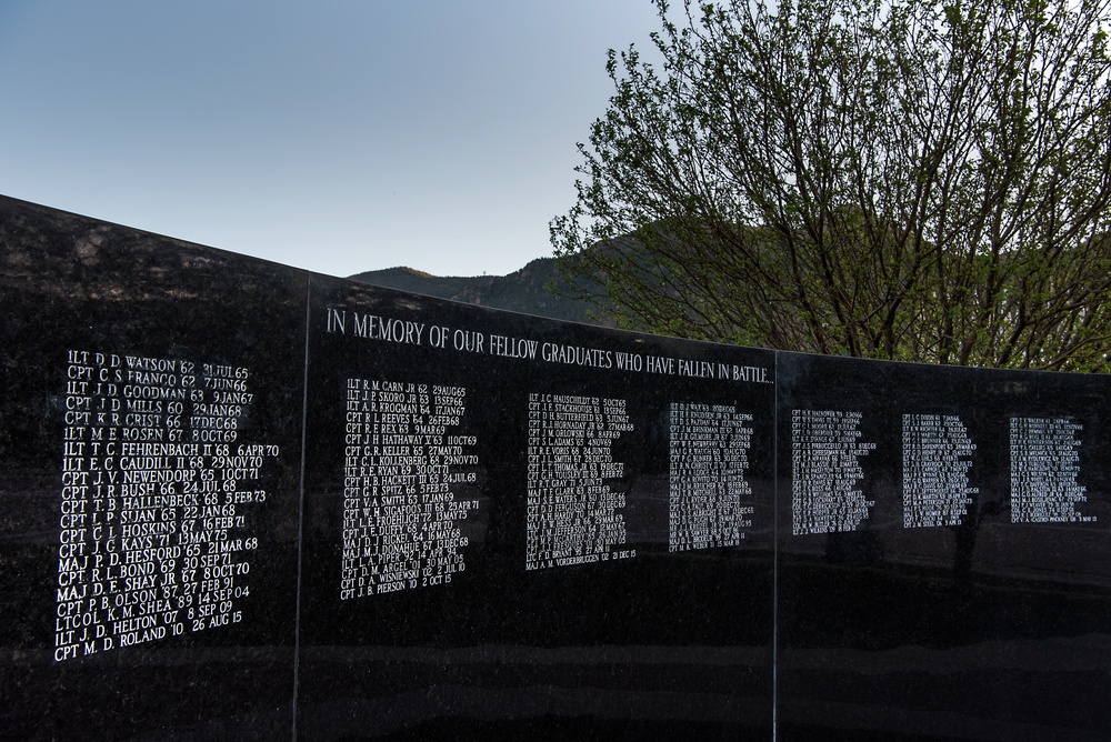 air force memorial wall