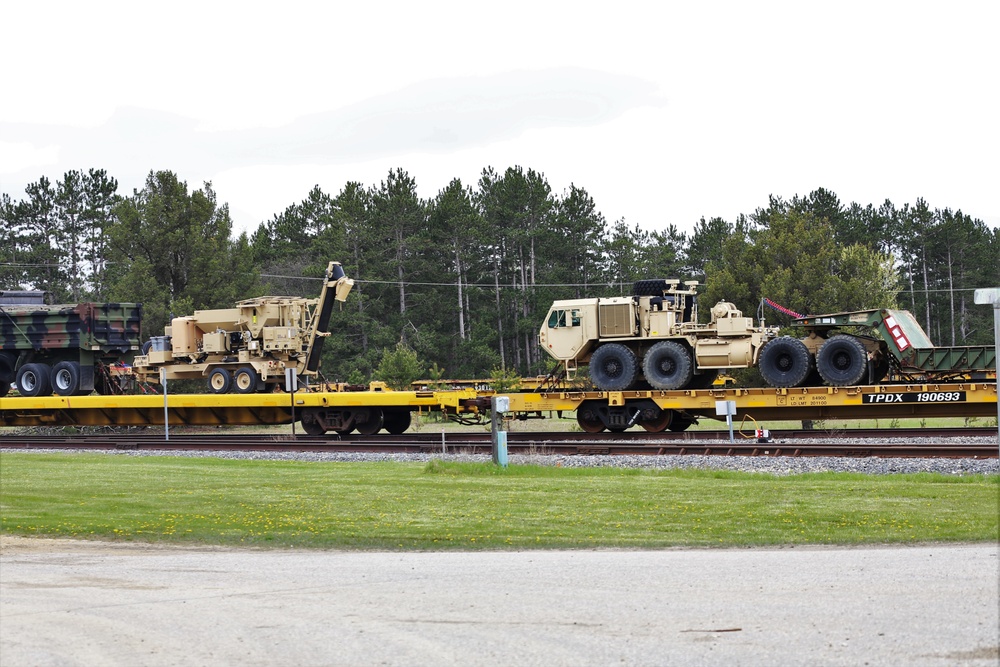 Fort McCoy LRC rail operations team moves equipment bound for deployment