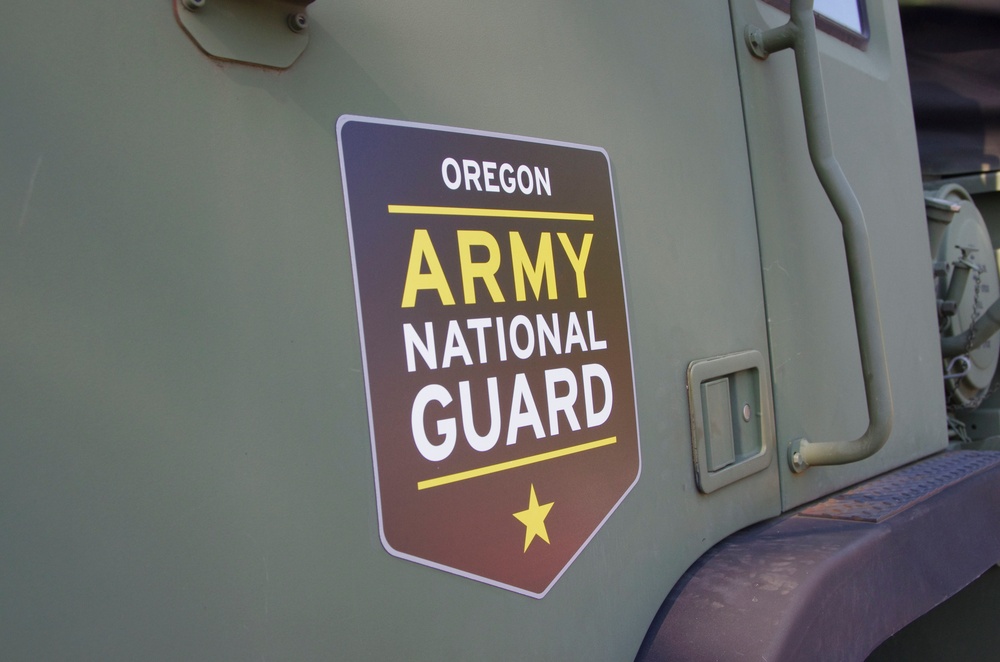 Oregon Army National Guard Assists with the Delivery of Face Coverings for Agricultural Workers in Oregon