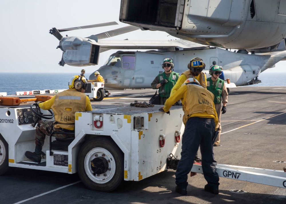 Flight Operations USS Bataan (LHD 5)