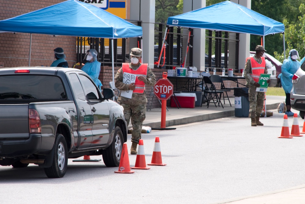 South Carolina National Guard directs traffic at Richland County testing site