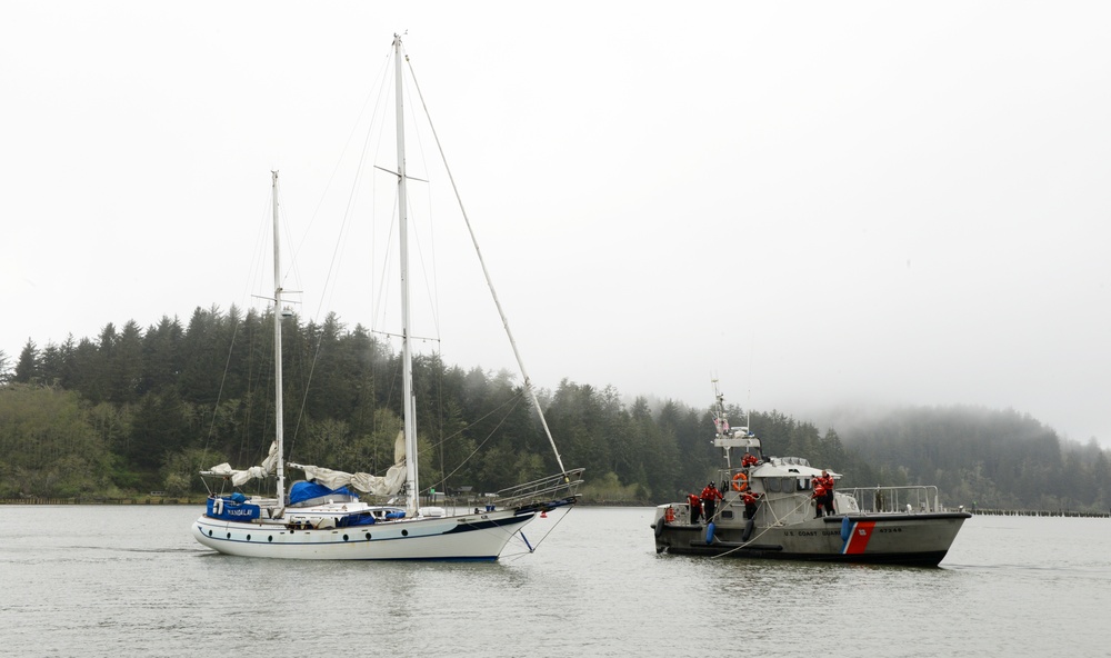 Suspect apprehended in historic Coast Guard drug bust off Oregon coast 