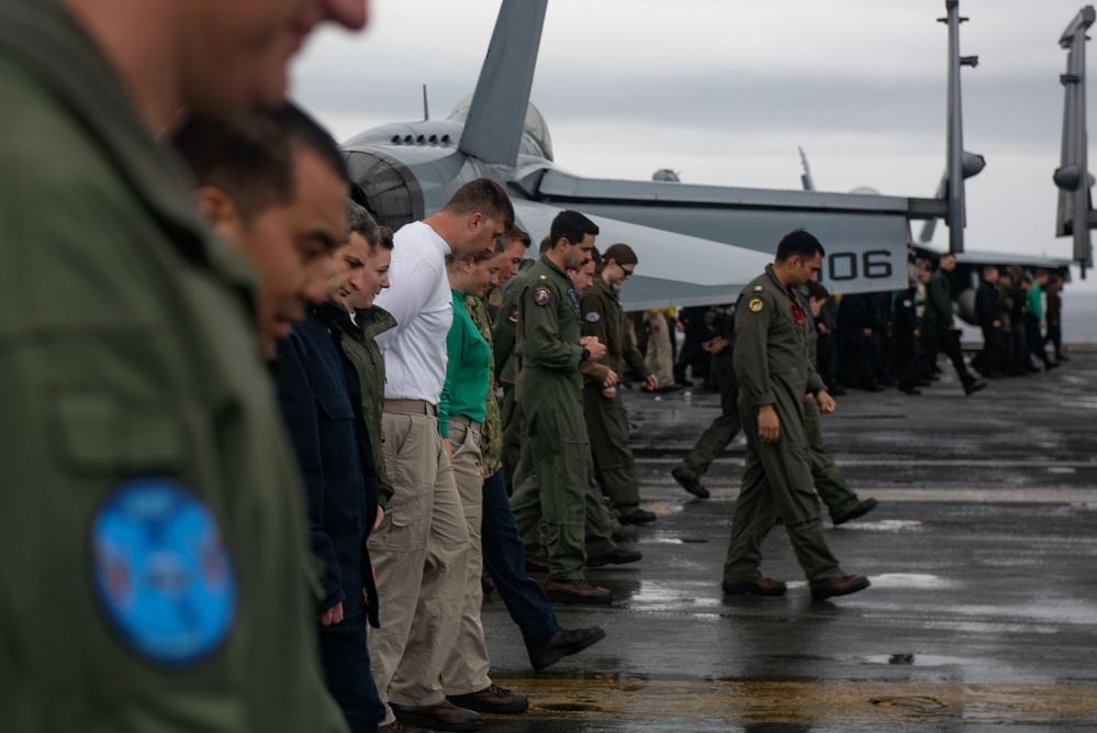 USS Harry S. Truman (CVN 75) transits the Atlantic Ocean