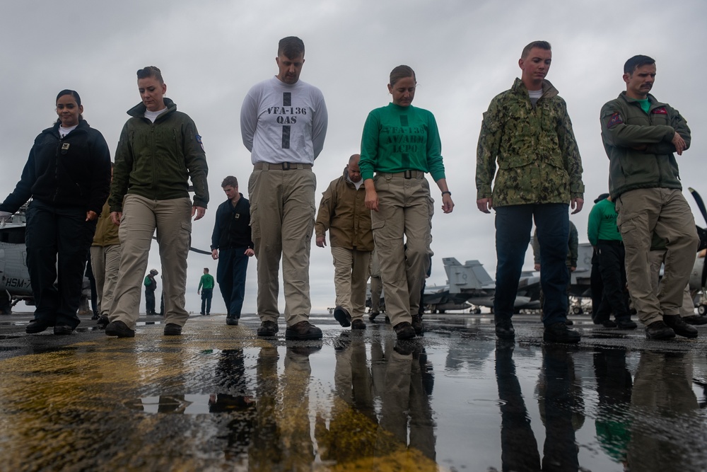 USS Harry S. Truman (CVN 75) transits the Atlantic Ocean