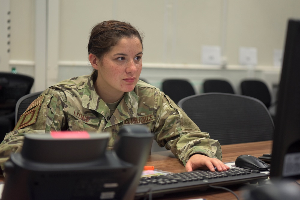 100th ARW Command Post: 24/7/365
