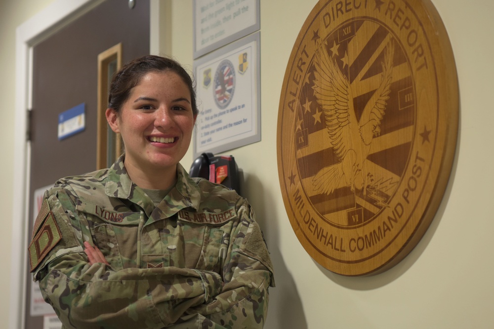 100th ARW Command Post: 24/7/365