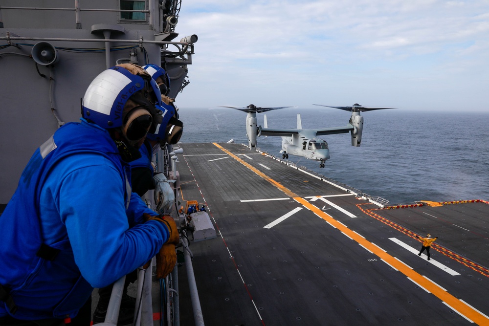 USS WASP (LHD 1) OPERATIONS AT SEA