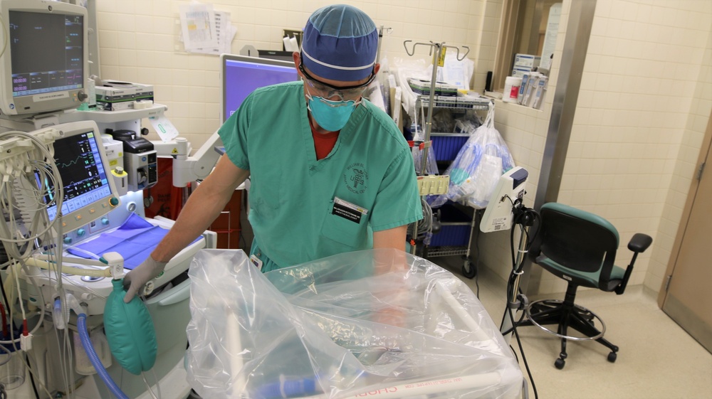 Fort Bliss Range Control volunteers assist in making life-saving device for WBAMC