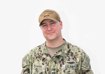 Pilly Lent Award Presented to USS Connecticut Officer