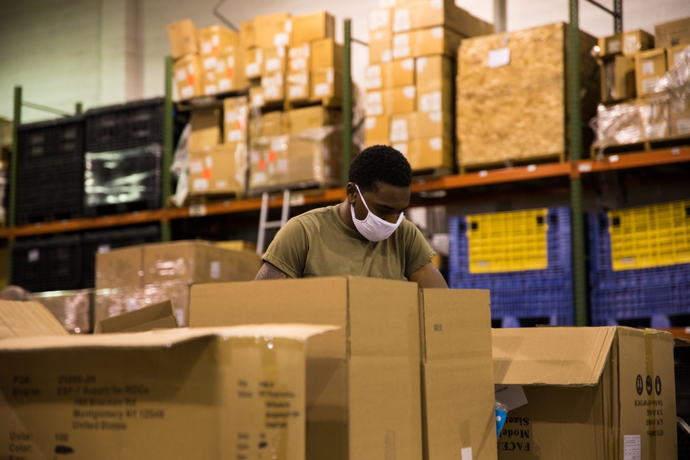 NY Guard Assembles COVID-19 Test Kits