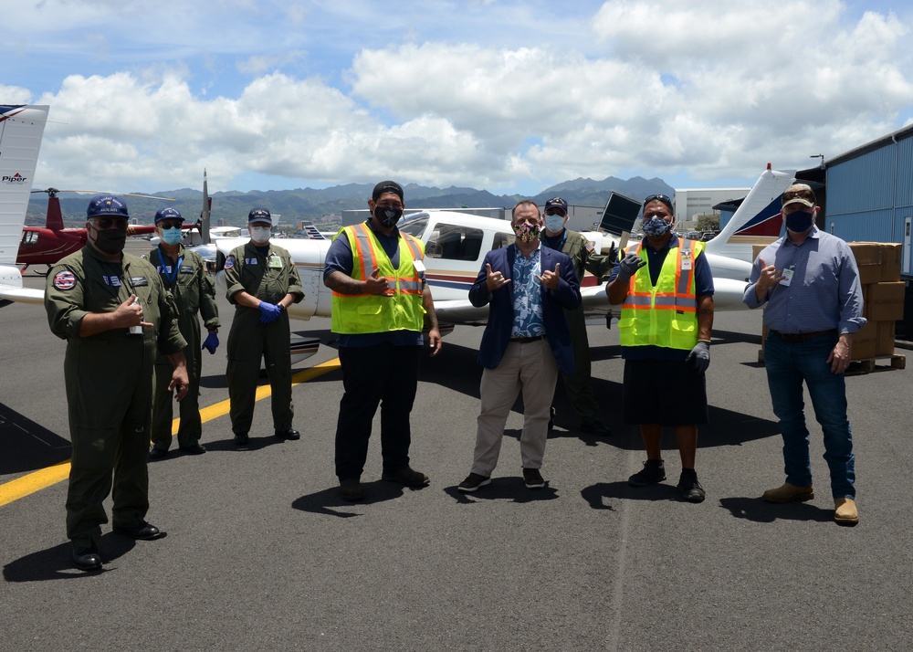 Coast Guard Auxiliary transports masks to Maui