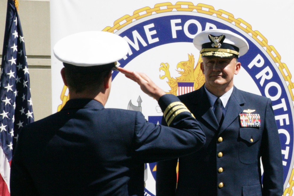 USCG MFPU Bangor transfers command