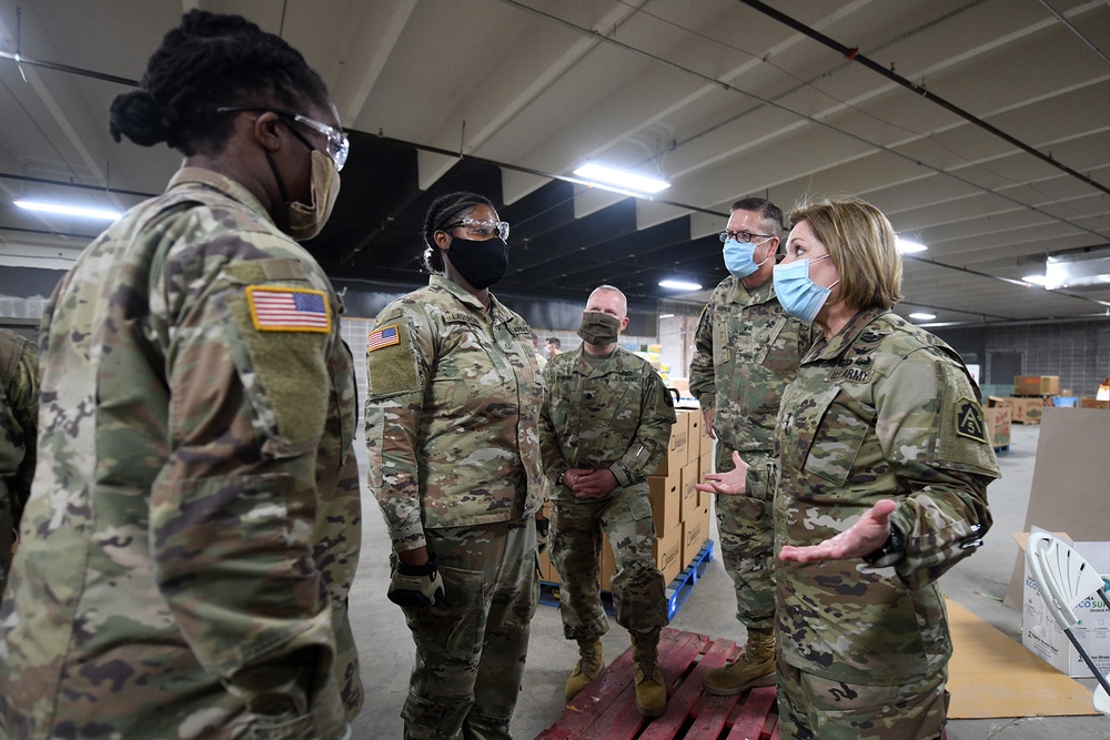 U. S. Army Lt. Gen. Richardson visits Louisiana National Guard