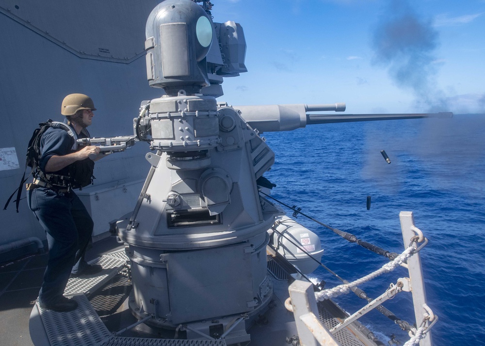 USS Mustin Conducts Live-Fire Exercise