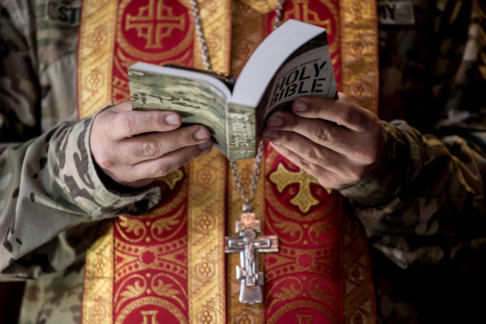 Chaplain Eric Strosnider provides orthodox services to military members in New York