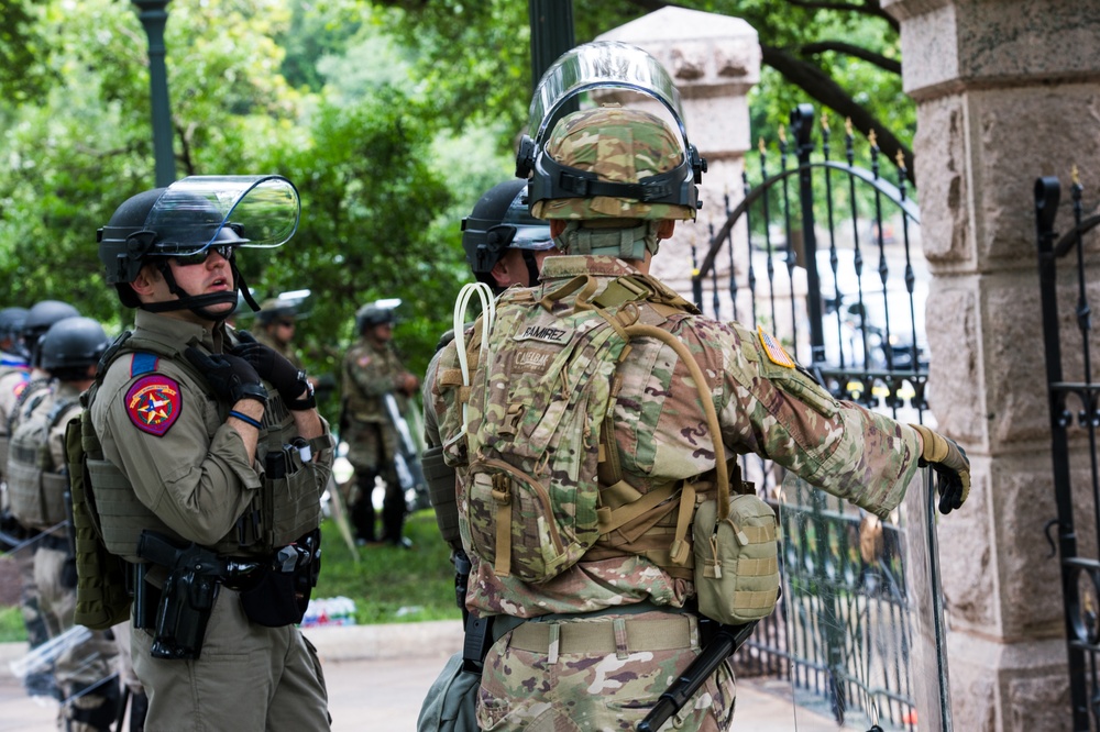 Texas National Guard Supports Local Law Enforcement