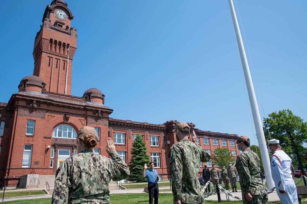 SECDEF Visits Great Lakes
