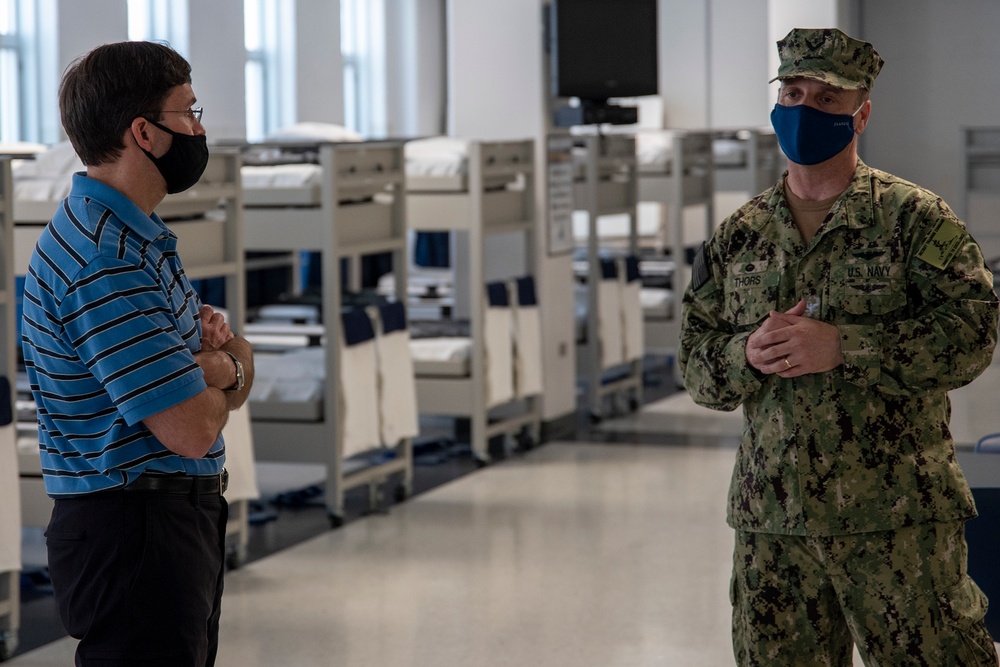 SECDEF Visits Great Lakes