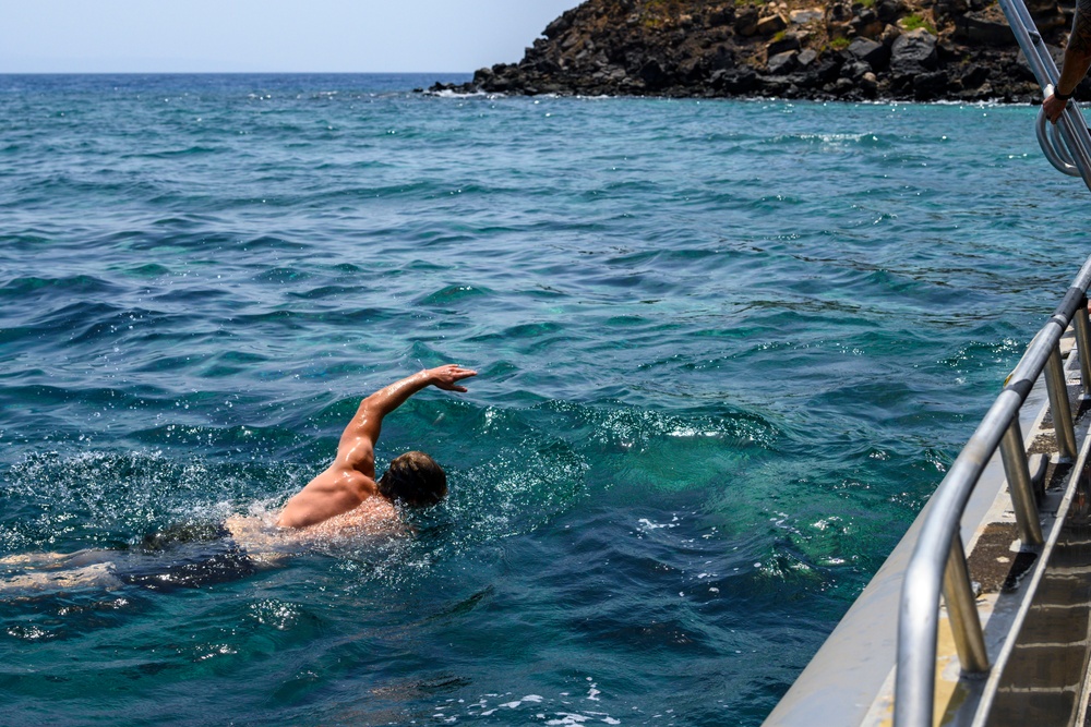 82nd Expeditionary Rescue Squadron performs dive training