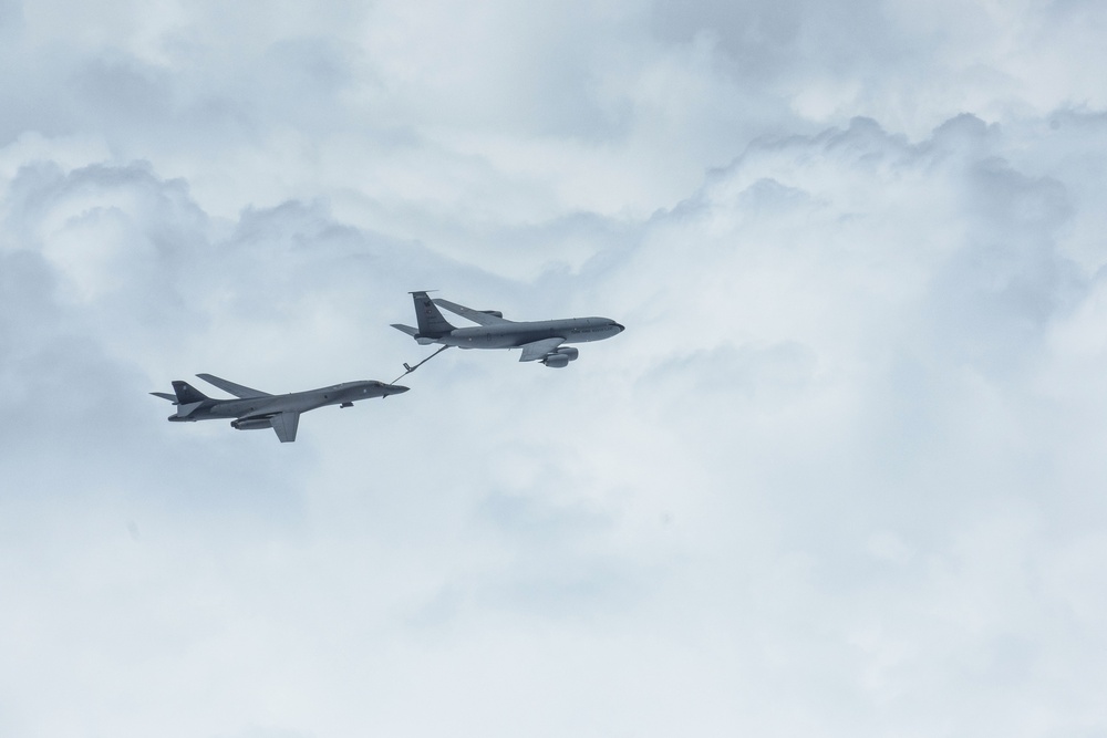 B-1B bombers integrate with U.S., Turkish tankers over Black Sea