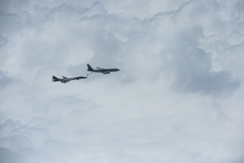 B-1 bombers integrate with U.S., Turkish tankers over Black Sea