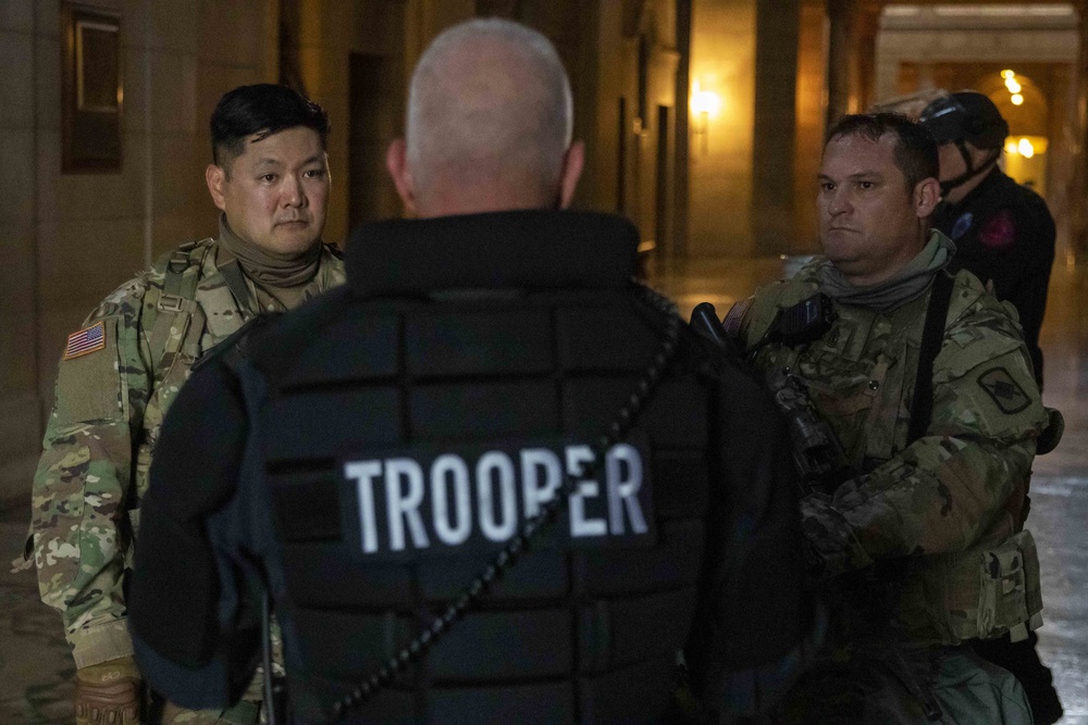 Nebraska National Guard supports law enforcement at Nebraska Capitol