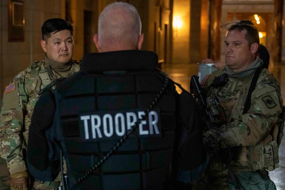 Nebraska National Guard supports law enforcement at Nebraska Capitol