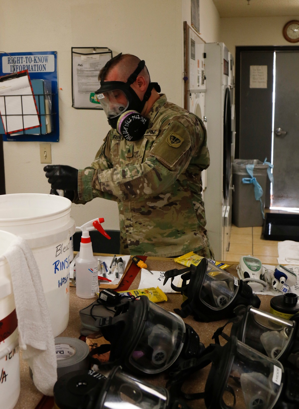 Wisconsin National Guard Soldiers and Airmen Assist Isolation Facilities in Milwaukee, Wis.