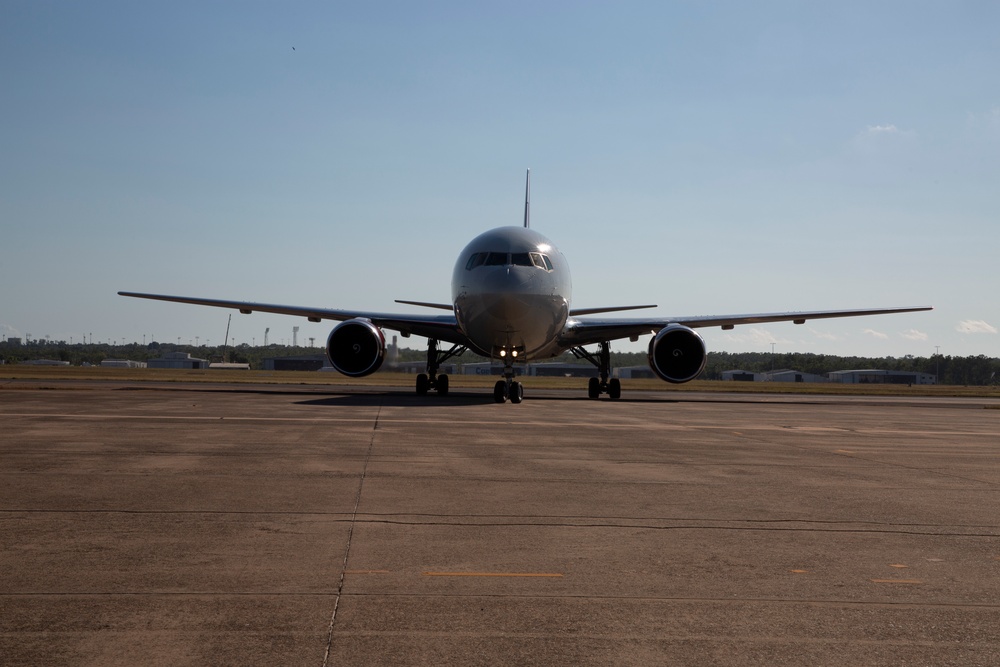 U.S. Marines with Marine Rotational Force - Darwin arrive in Australia