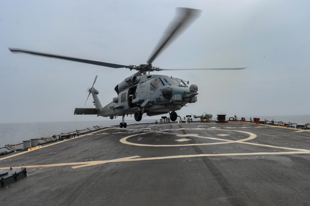 USS Russell (DDG 59) Conducts Flight Operations