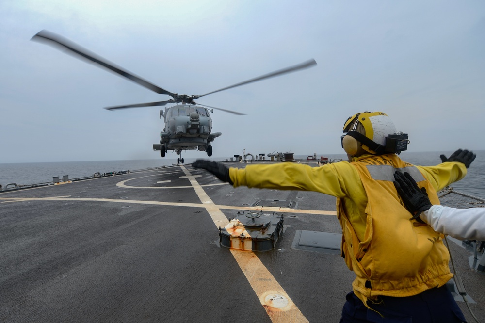 USS Russell (DDG 59) Conducts Flight Operations