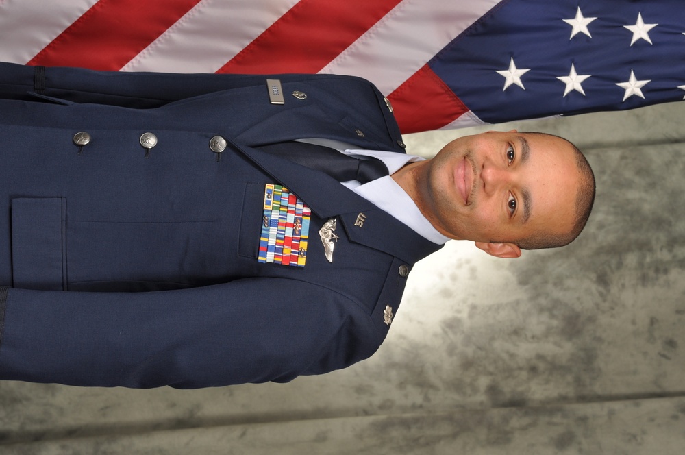 Briggs takes command of Det 1, 605 TES