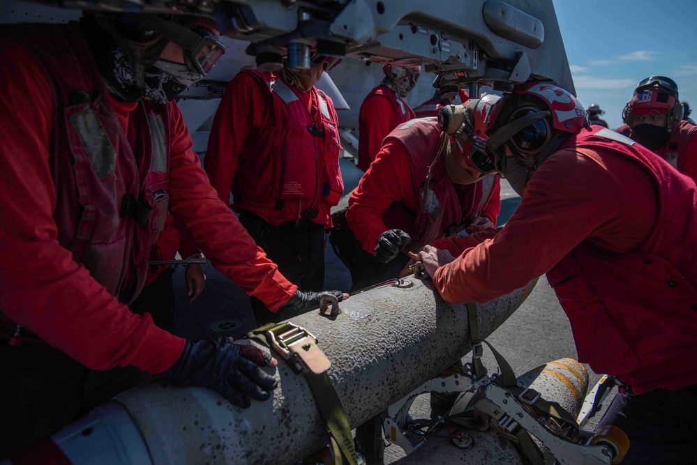USS Ronald Reagan (CVN 76) Flight Operations