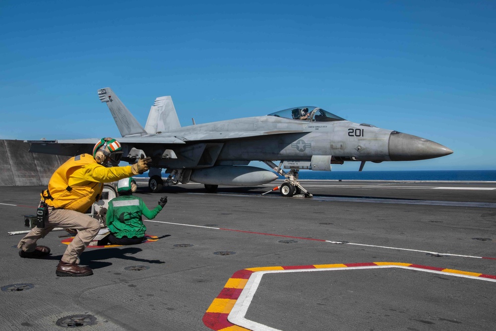 USS Ronald Reagan (CVN 76) Flight Operations