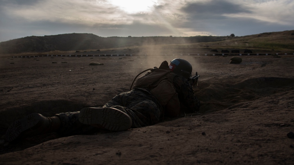 MCT Marines conduct live-fire range