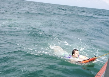 Coast Guard rescues 2 mariners near Port Aransas, Texas