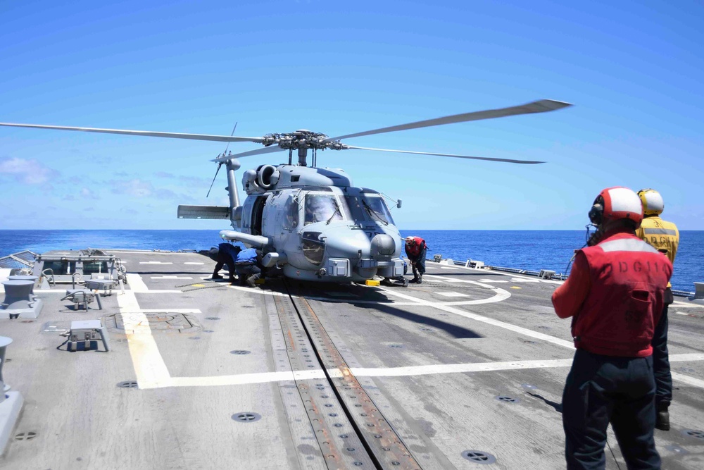 Sailors Secure Helicopter