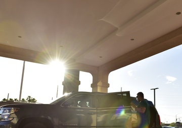 Cal Guardsmen provide medical aid to COVID-19 hotspot