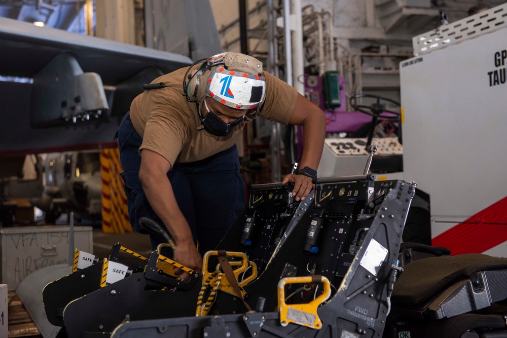 USS Theodore Roosevelt (CVN 71)