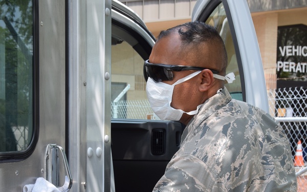 Reserve Citizen Airmen help transportation efforts amid coronavirus pandemic