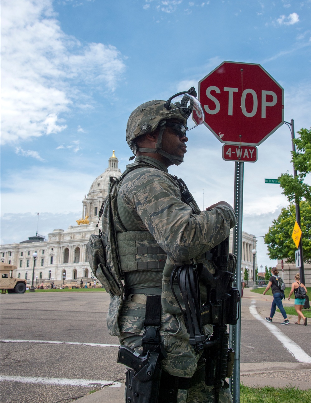 Minnesota Guardsmen Respond to Civil Unrest